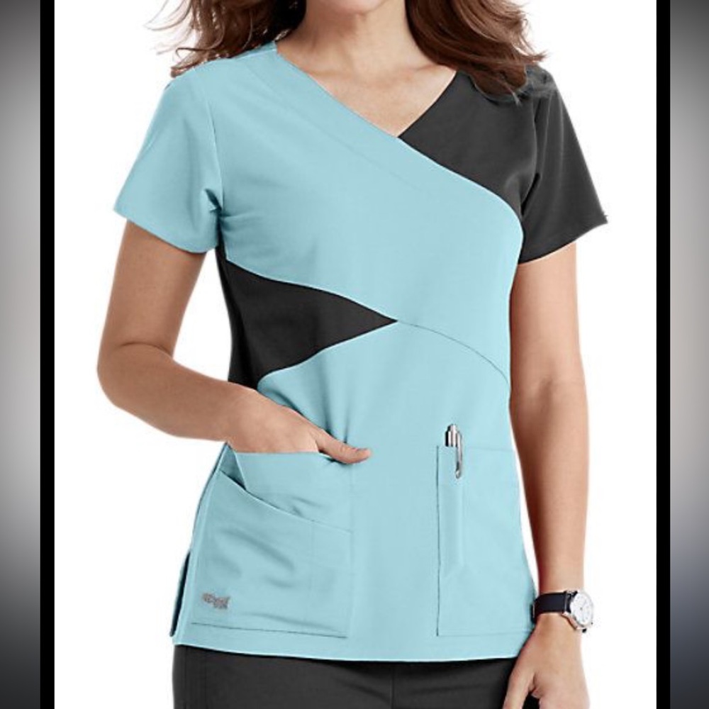 Greys Anatomy Uniforms Women's Two-Tone Scrub set - Grey & light blue.